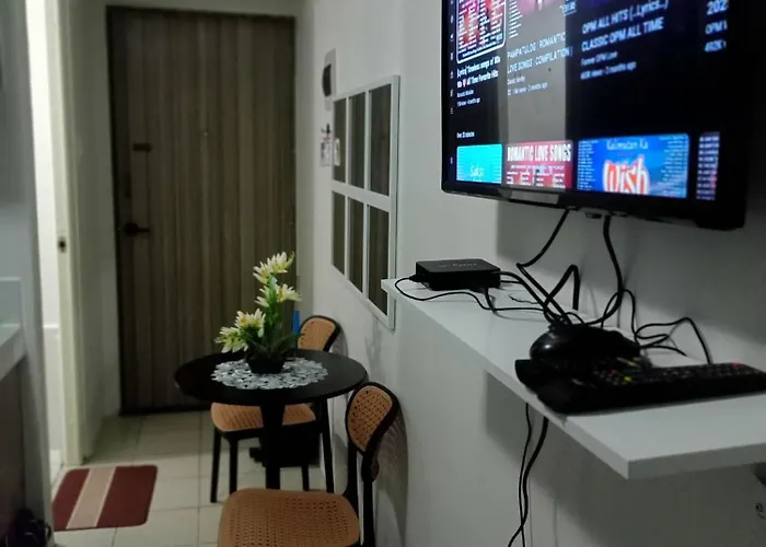 Urban Deca Tower At Mandaluyong * Manila