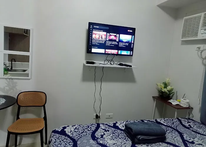 Apartment Urban Deca Tower At Mandaluyong Manila